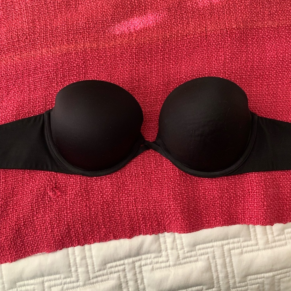 Strapless bra